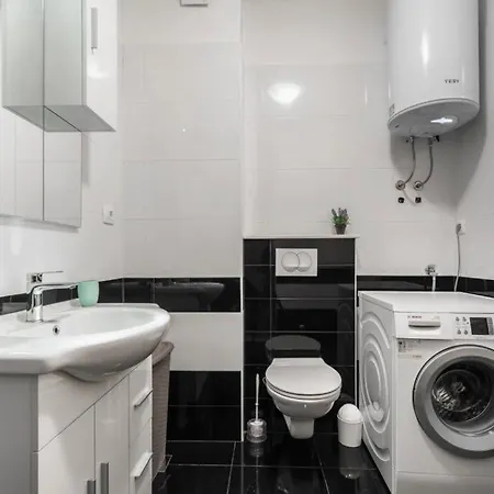 Luxury 140 M2 With Huge Sunny Terace